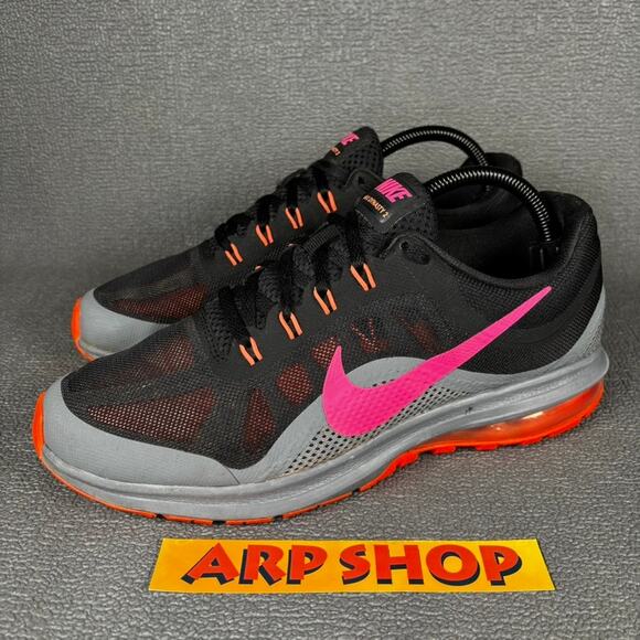 π΄ Nike Max Dynasty 2 Women`s Size 10 Black Pink Athletic Shoes 852445-002 - Picture 1 of 8